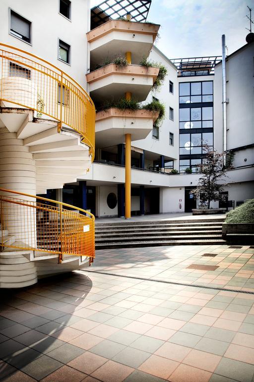 La Cordata Accommodation - Zumbini 6 Milan Exterior photo